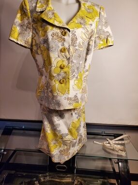 Tahari Green and Gray Floral Midi Jacket & Skirt Set
